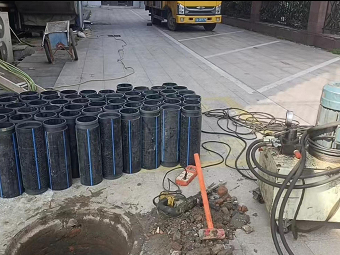 绵竹PE置换管厂家 DN315置换管 非开挖管短管置换